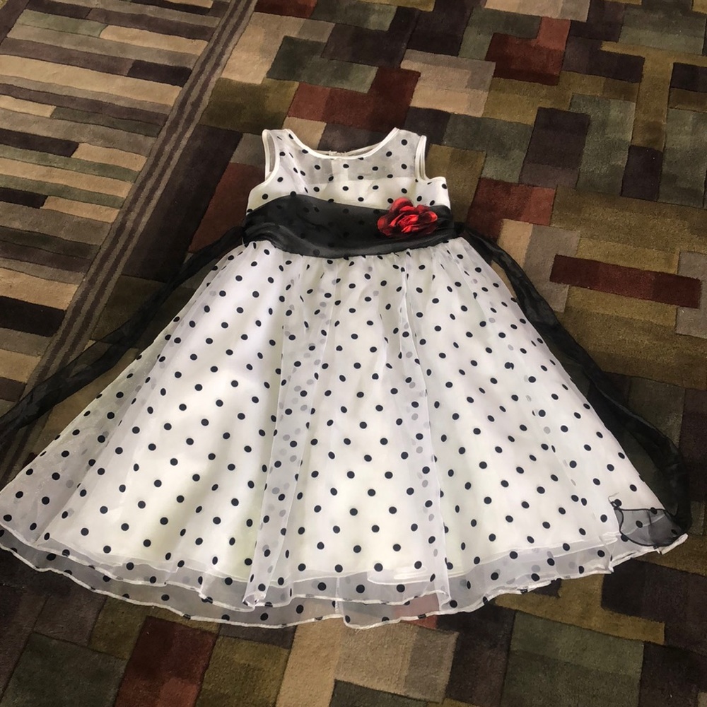 Girls dress size 7/8